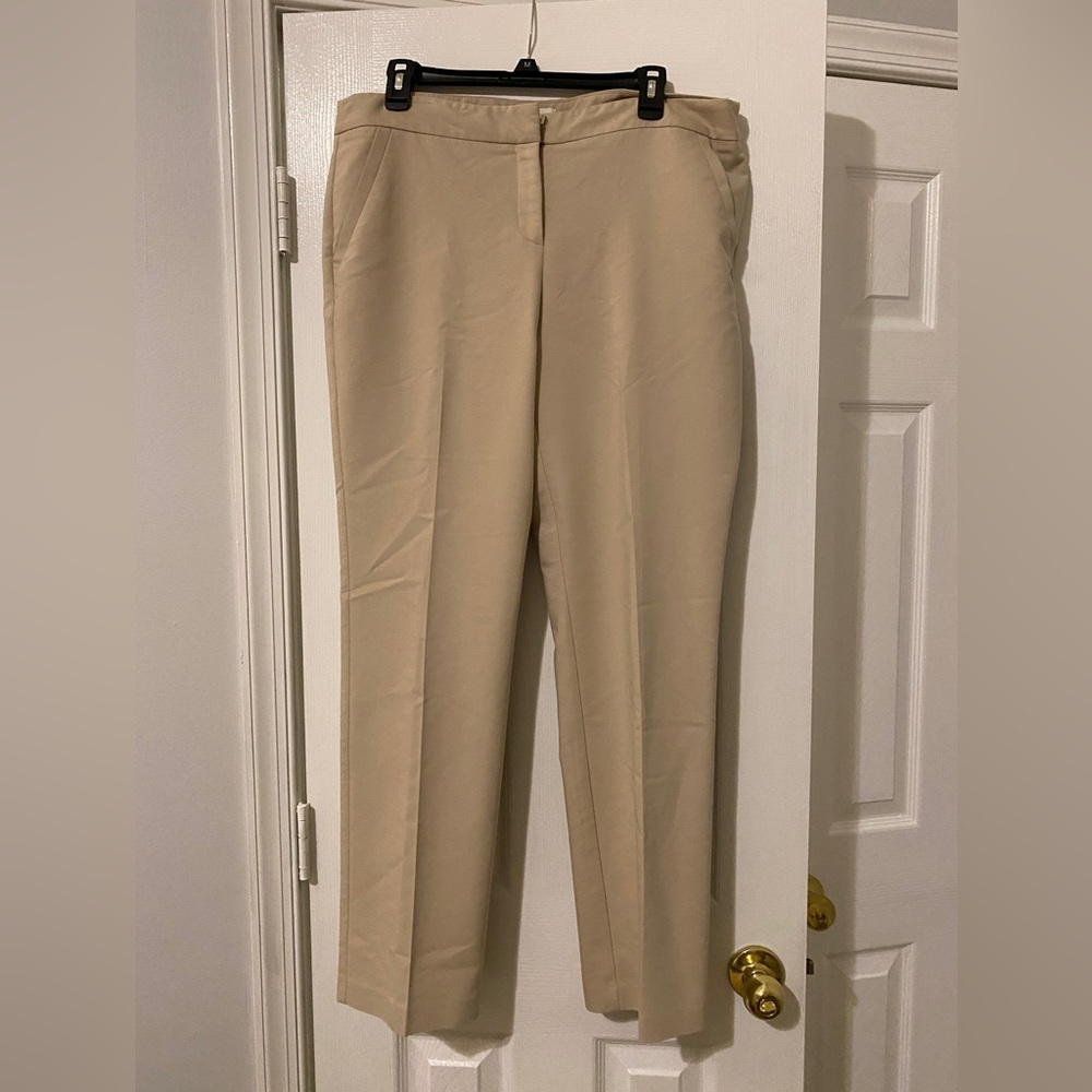 Chicos So Slimming size 1 pants